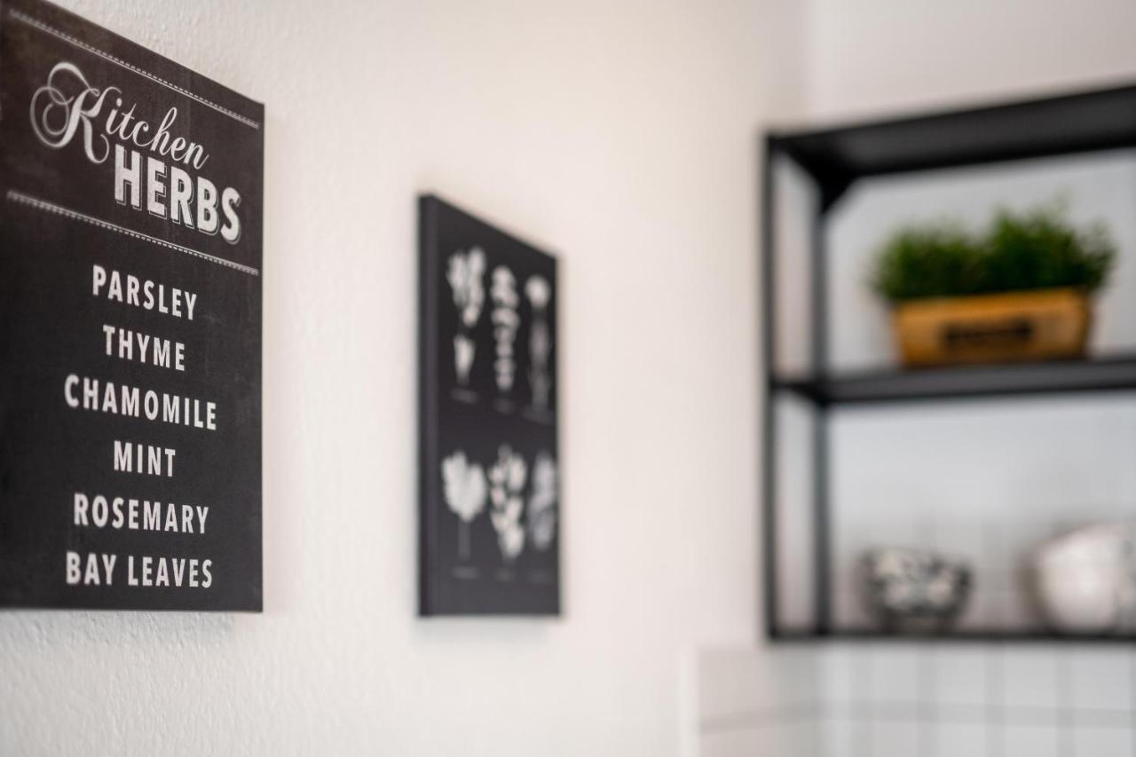 Moderne Eg-Wohnung In Sudenburg Mit Parkplatz, Top Anbindung Magdeburk Exteriér fotografie